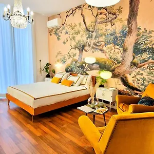 napoli-tree-lungomare.hotels-amalfi.com/